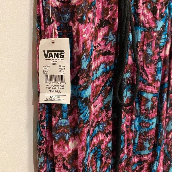NWT VANS "PUSH BACK' DRESS (S) - Picture 9 of 9